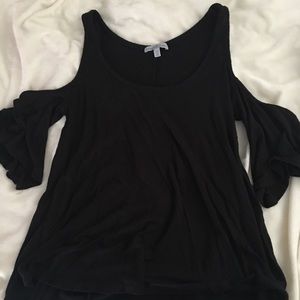 Open shoulder top